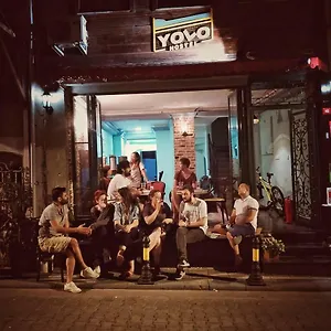 旅馆 Yolo